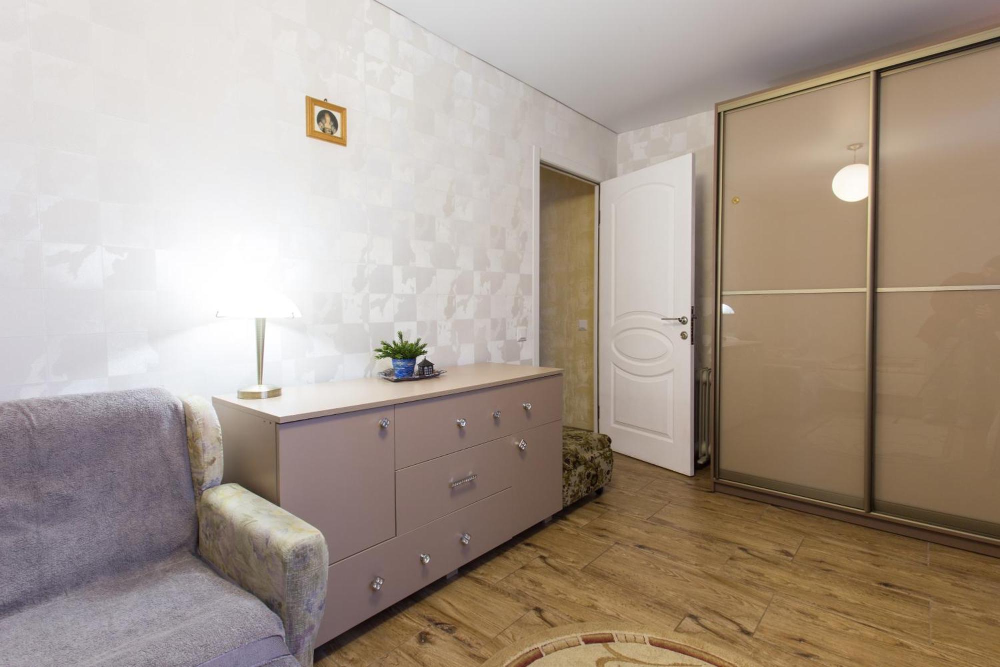Nauky Avenue Apartment Kharkiv Bagian luar foto