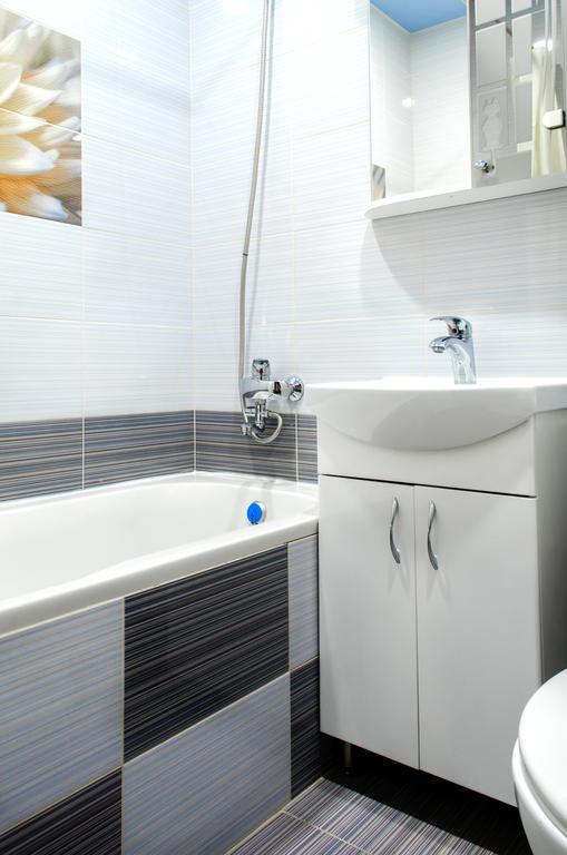 Nauky Avenue Apartment Kharkiv Bagian luar foto