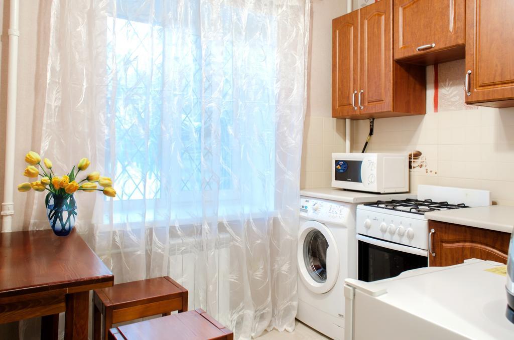 Nauky Avenue Apartment Kharkiv Bagian luar foto